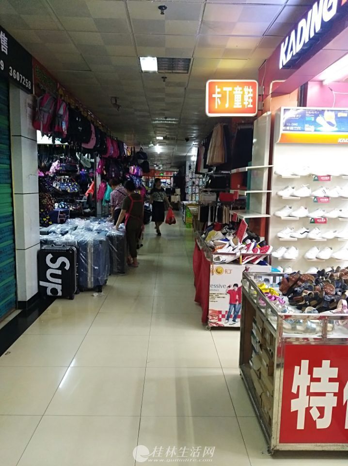 ��ɽ����רҵ������ һ¥����Լ ����ڴ� ��1����