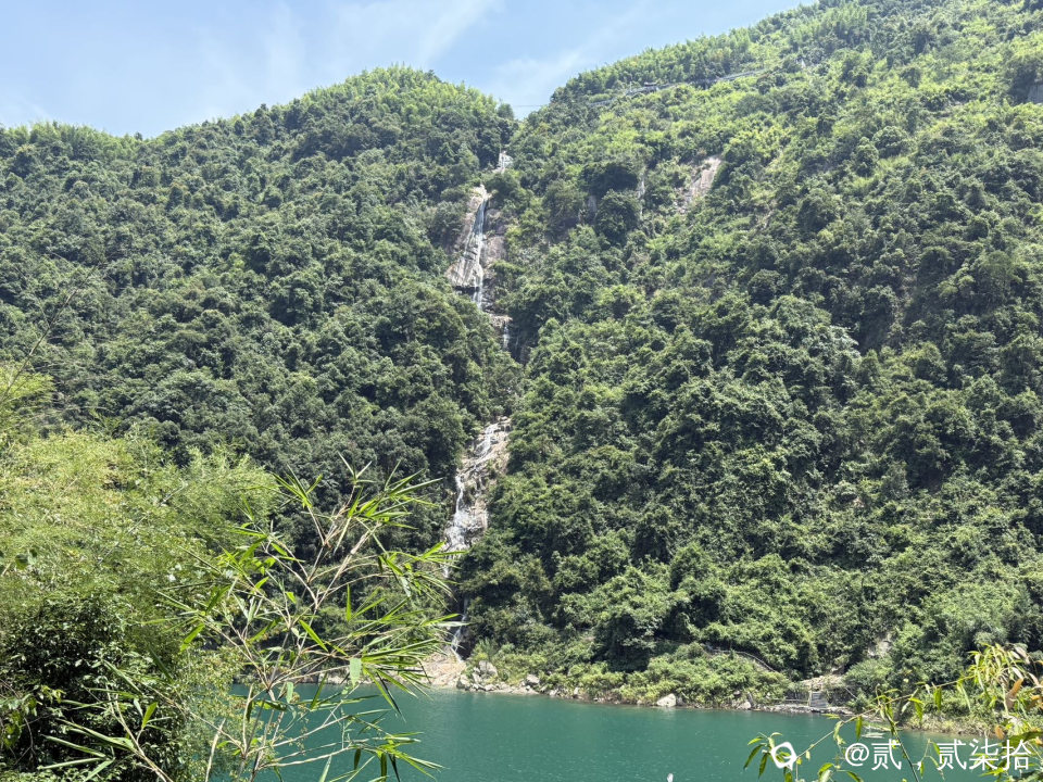 407fe0b7-4654-76dc-d406-82a649e7affd.jpg