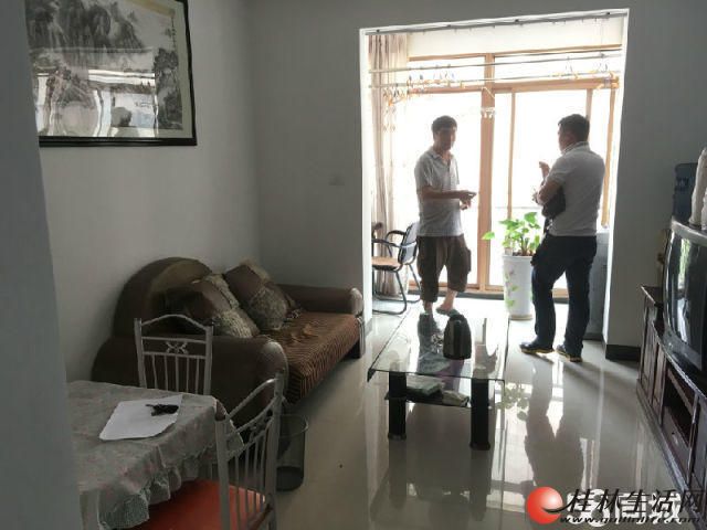 «��·����ɽɫ1��1��58ƽ�׾�װ��