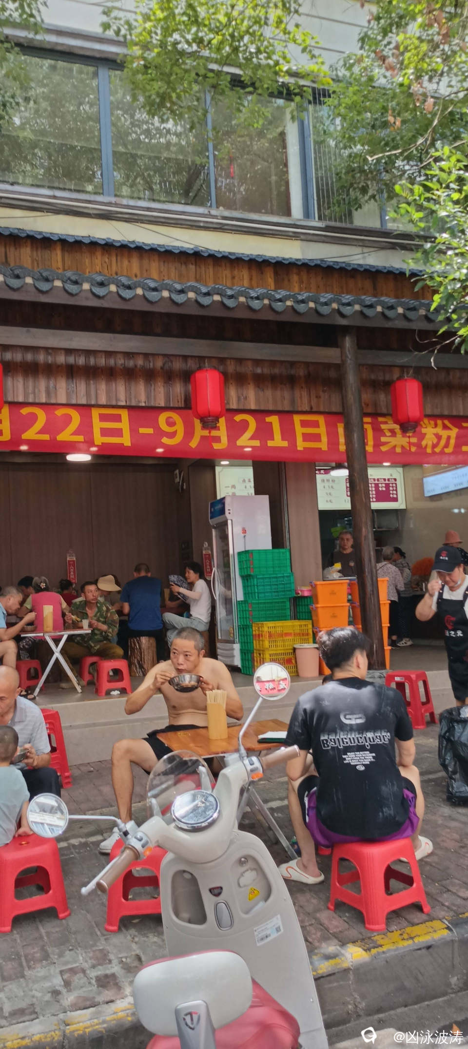 d4b6c215-53d4-81a0-2f58-54a2948a5f8a.jpg