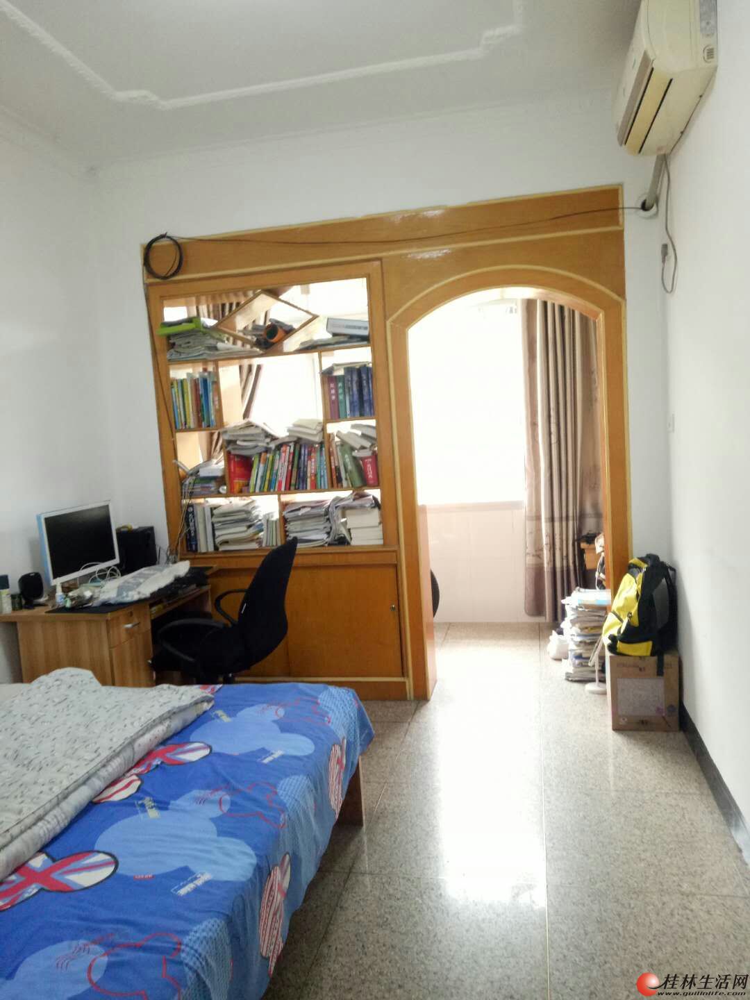 ӣ����ׯ԰ ��װ2�� 68ƽ�� װ�ޱ����� �������
