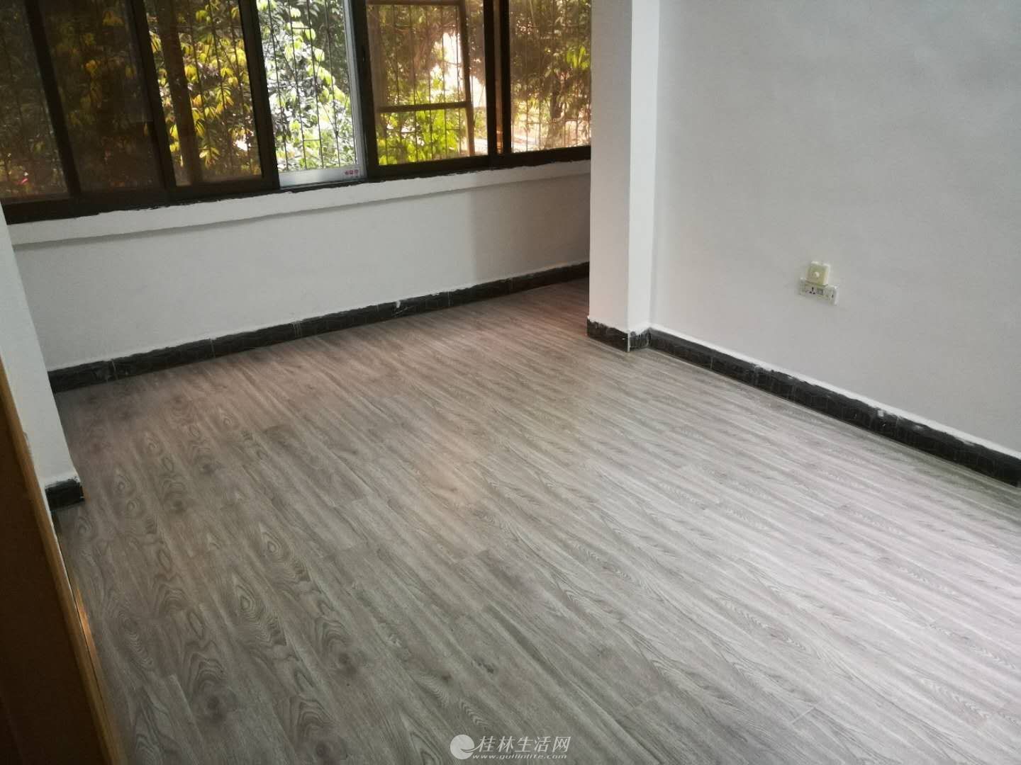 �����ź�ѧ���Ÿ���ƽ��¥4��2��1��60ƽ��55��*