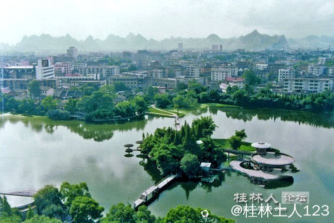 蘑菇亭.jpg