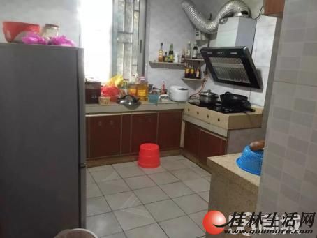 Y�����������С����5��2��3��185ƽ�׻ƽ���¥ 75�����