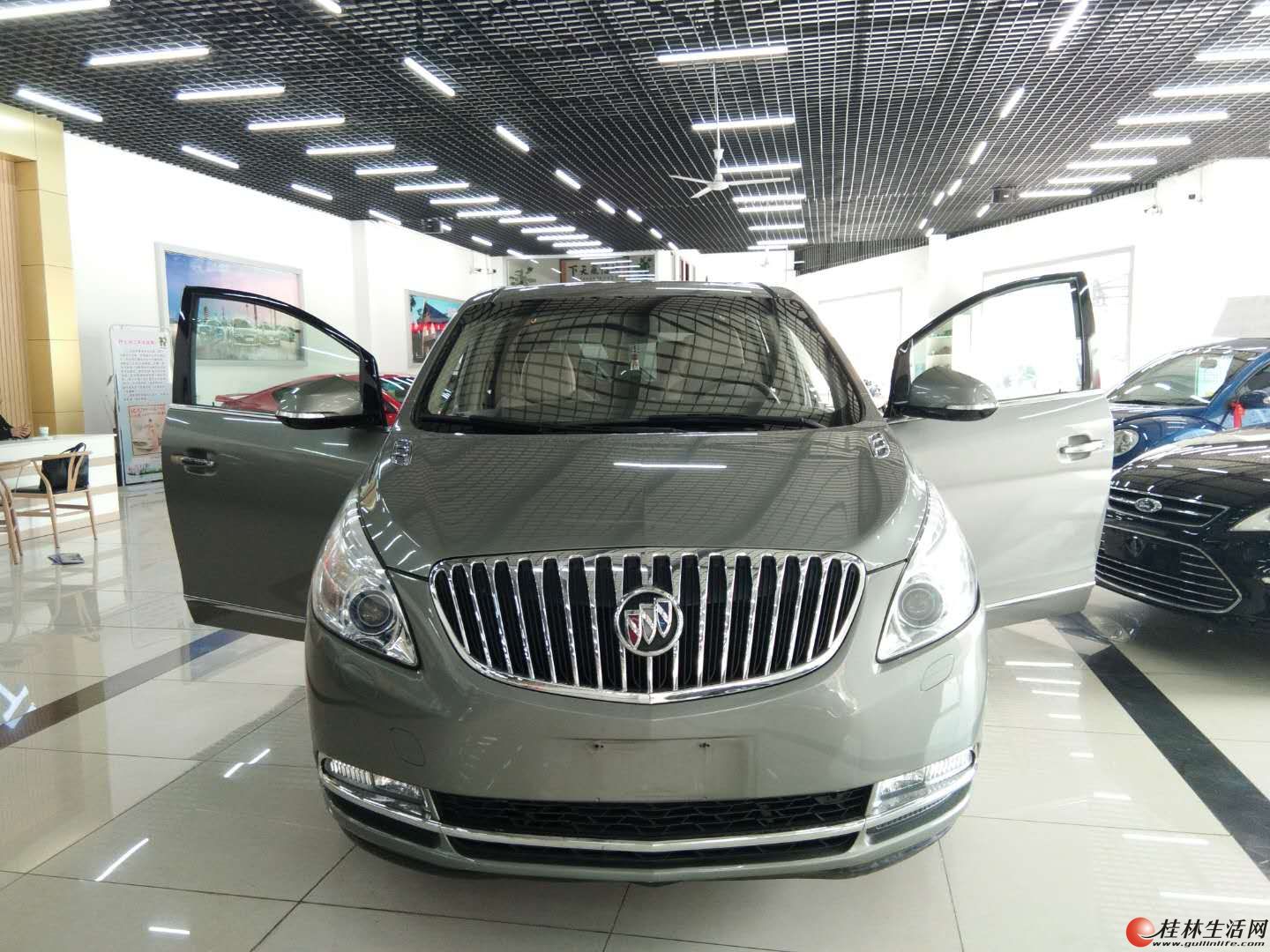 2012�����½��3.0ȫ���촰˫�綯��