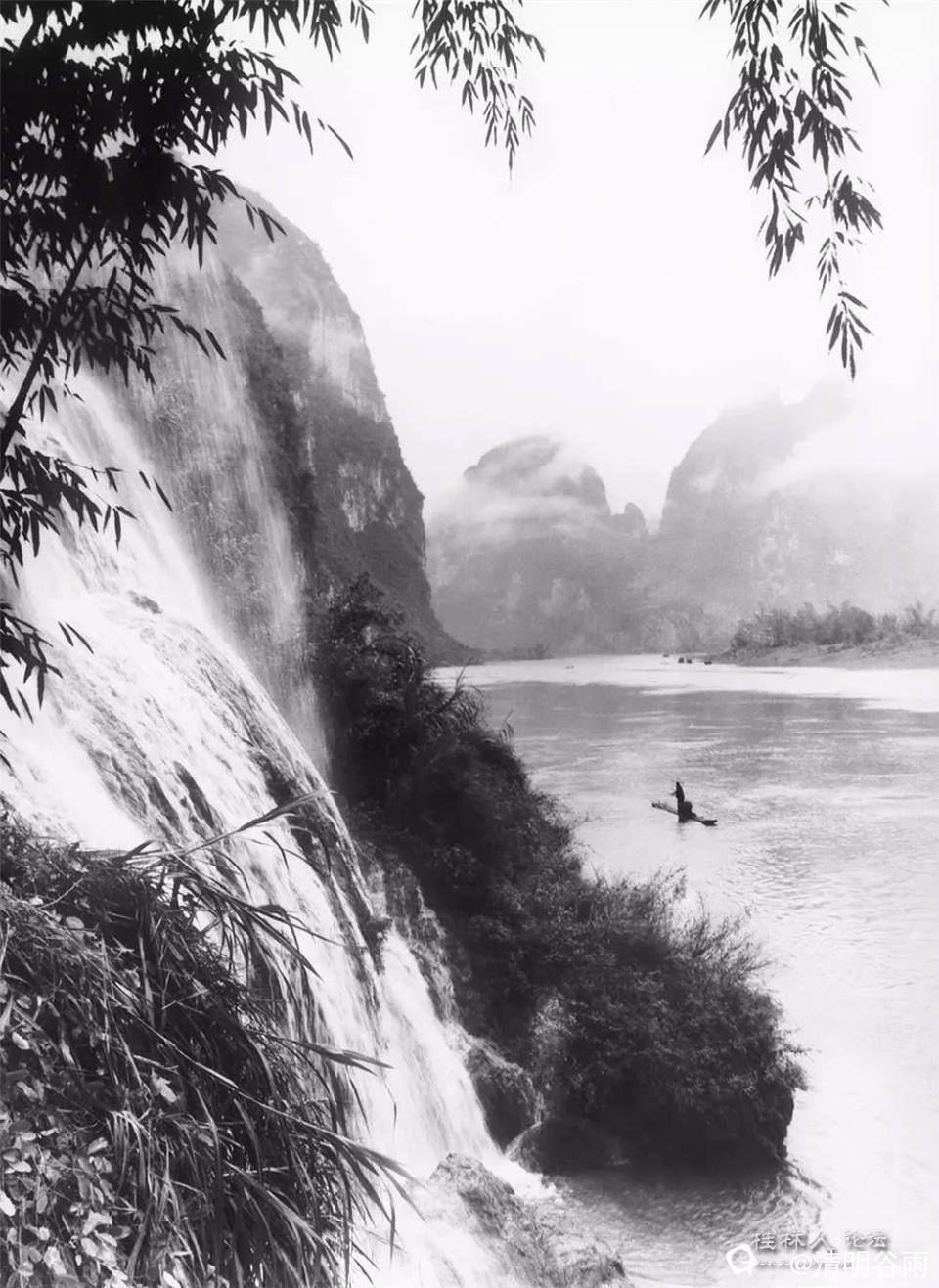 黄翔《漓江飞瀑》 1961.jpg