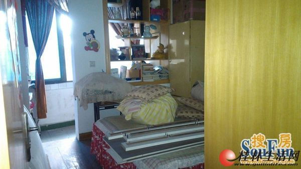 ������Сѧ�ſڡ�4¥1��1��40ƽ�ס�ѧ��������