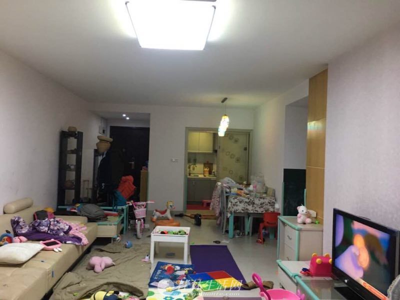 ������ �����һ���˽��ϳǵ���7¥ 3��2�� 118ƽ 115��
