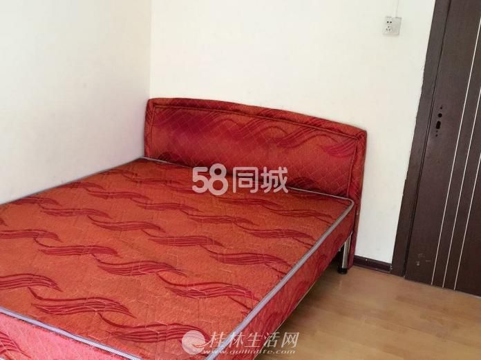 �Ų���ˮ���� 4��2��2�� 154ƽ��  2300Ԫ ����ɹ��