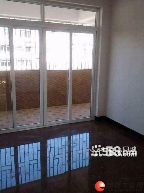 X �����ӿƴ���������װ3������ 2000/�� �칫��ѡ��