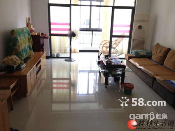 һ������ �ϱ�ͨ͸ �����Ļ����� 3��2��2�� 120ƽֻҪ88����