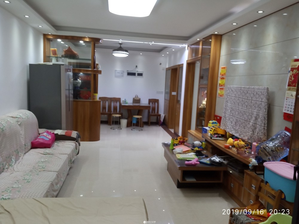 ��̩ ˮ����    ������ 3��2��2��   100ƽ�� 3500Ԫ �ϱ����� ����װ��