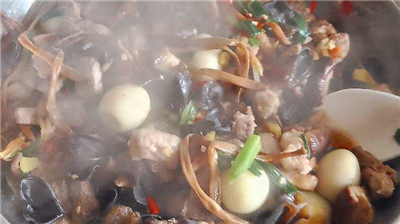 在家煮大雜燴吃，大家覺(jué)得怎么樣？