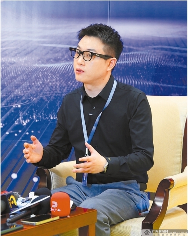 AI体验官专访李沐翰：AI大家创 激活技术互通“高速路”