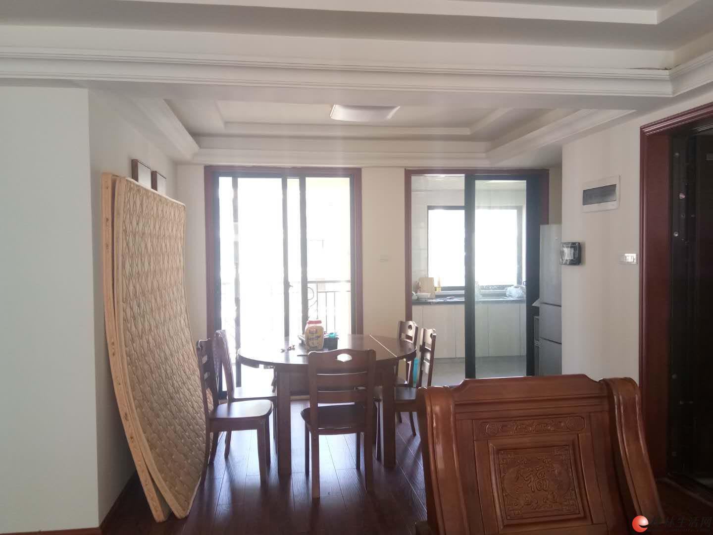 @�˽��Ͽ�����9¥��װ�ķ��Ҿ߼ҵ�ȫ��ҵ����������