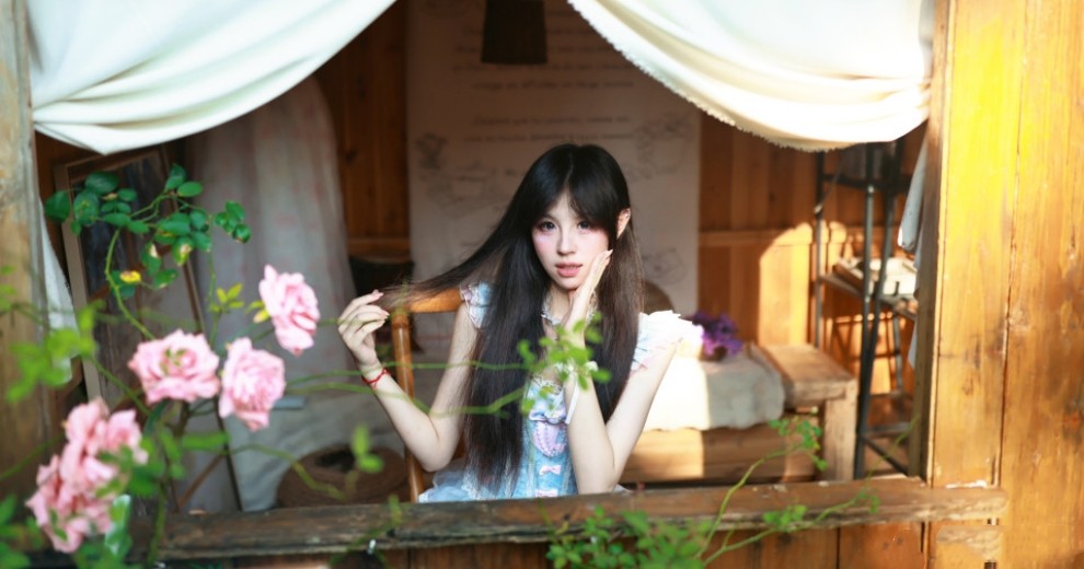 与花草共享午后阳光