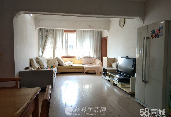 �ײ˼����������С�� ��װ4��2����¥������ ����55��
