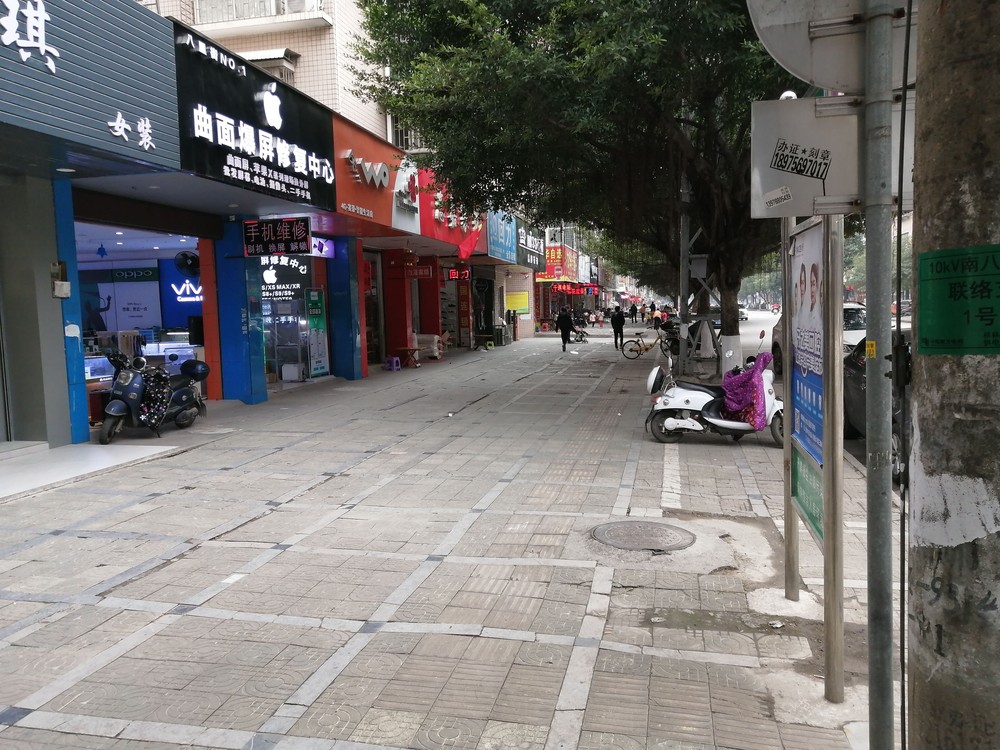 ����һ·����˫������73ƽ140������6500/��