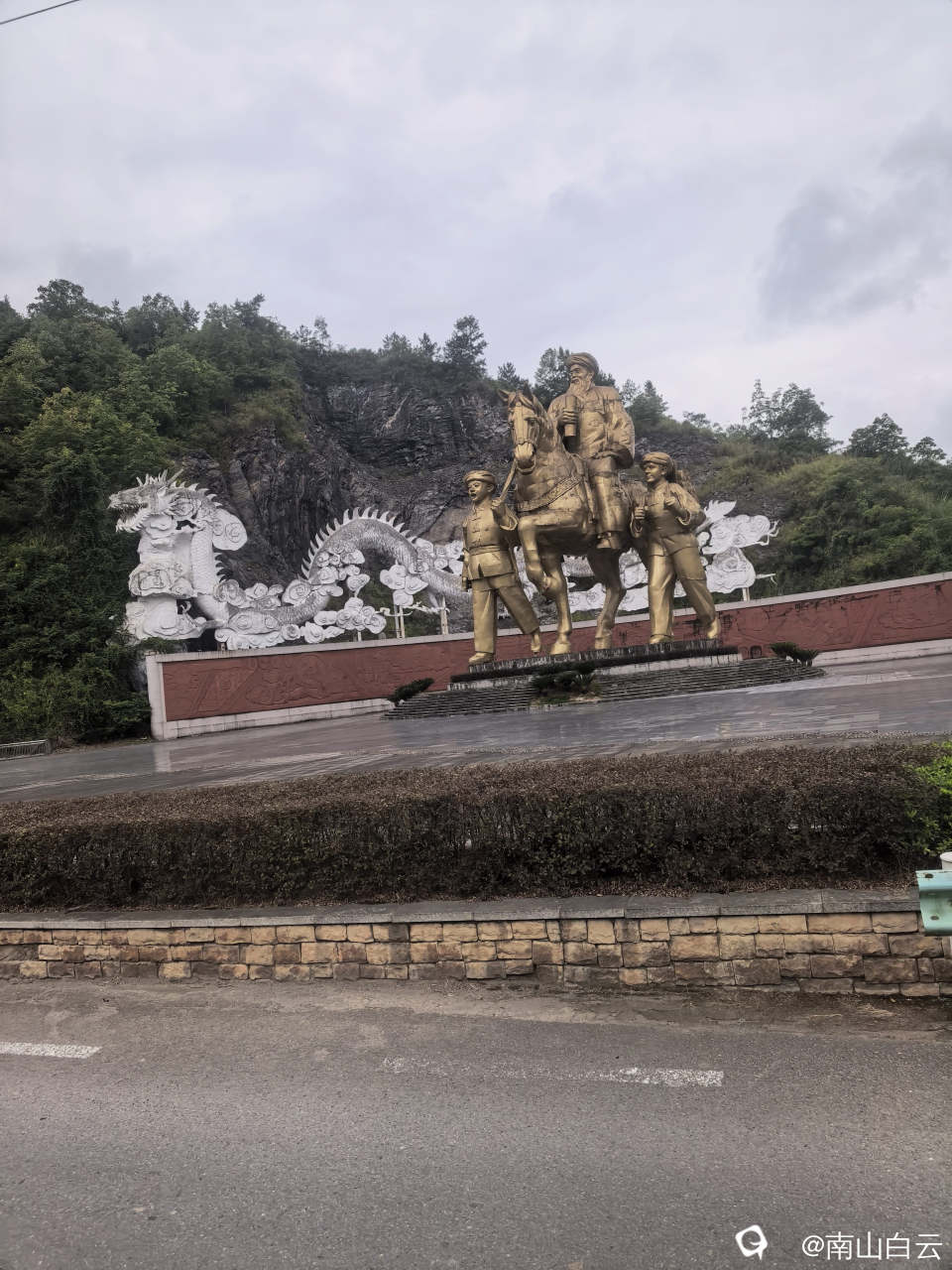 a52d8660-ef74-d8f1-e831-c210df3ccb54.jpg