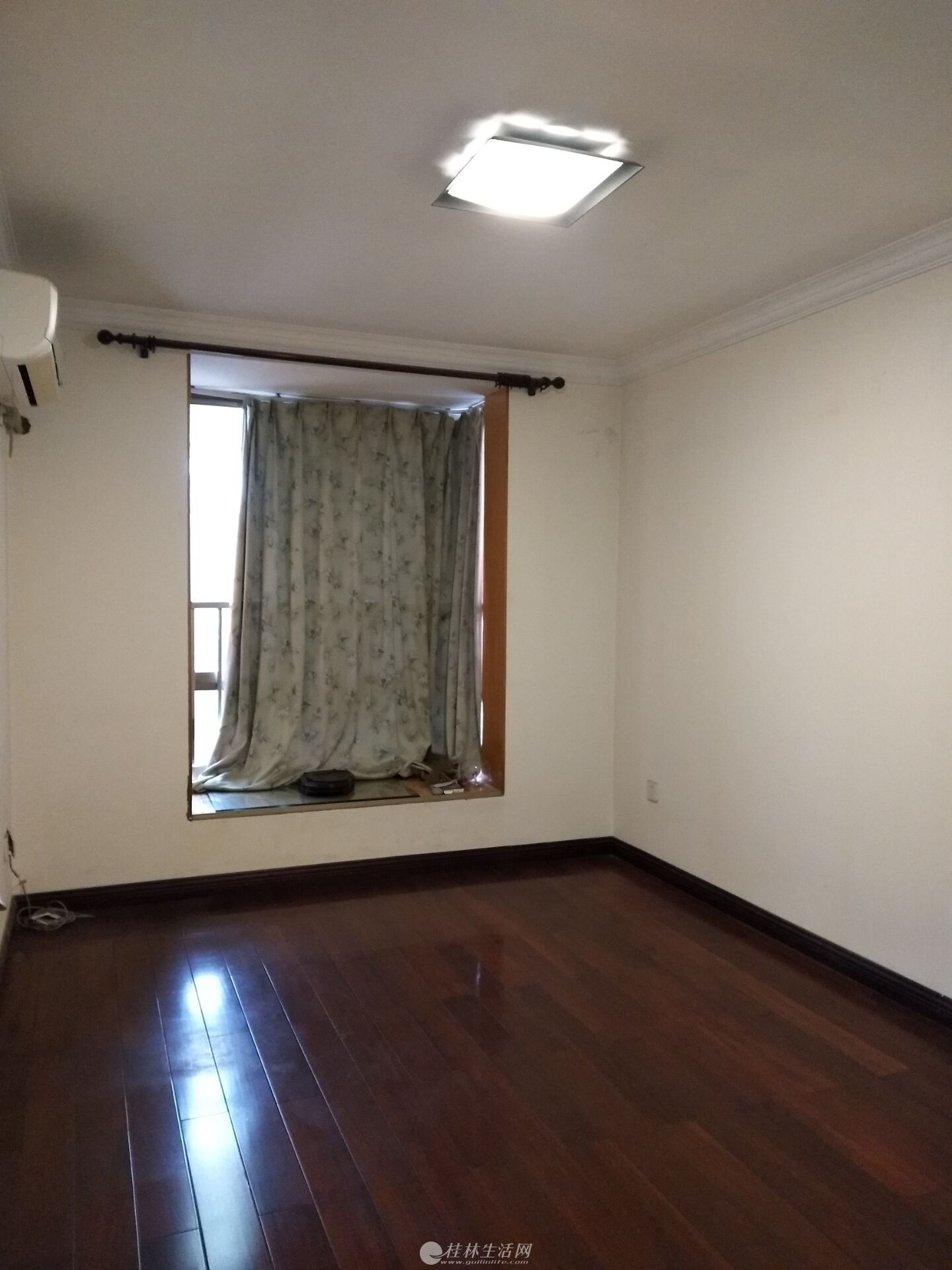 �����콭�ϰ����콭���Խ���һƷ����7¥��װ5����ʽ��¶̨175��