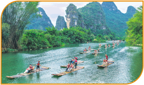 红色装点 壮游山河&mdash;&mdash;国庆节假期掀起旅游热潮