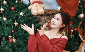 浅浅的期待一下圣诞氛围