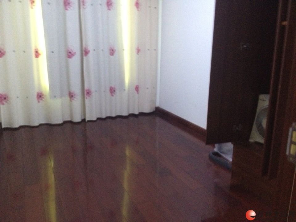 %�����������޻�԰��װ�޳���3��126ƽ�� 105�����λ