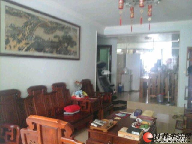 ����·�콭��԰3��2��2��115�O��װ������  ������ľ�û�У���ֵ�÷�������