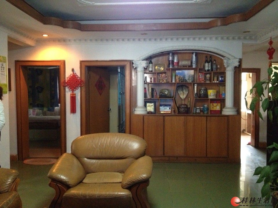 ~�����㳡 ��װ�û��� 90ƽ52�� ������ ����ҵ