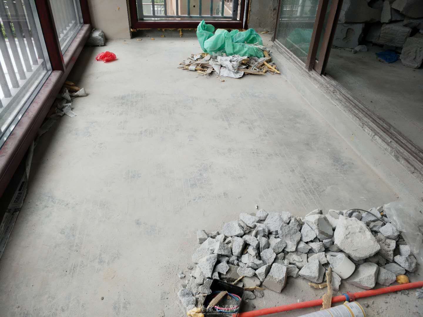 S��ﻪ���� ��̩���� ����2¥ ��ˮ3�� �ؼ�140�� �г�λ��20��