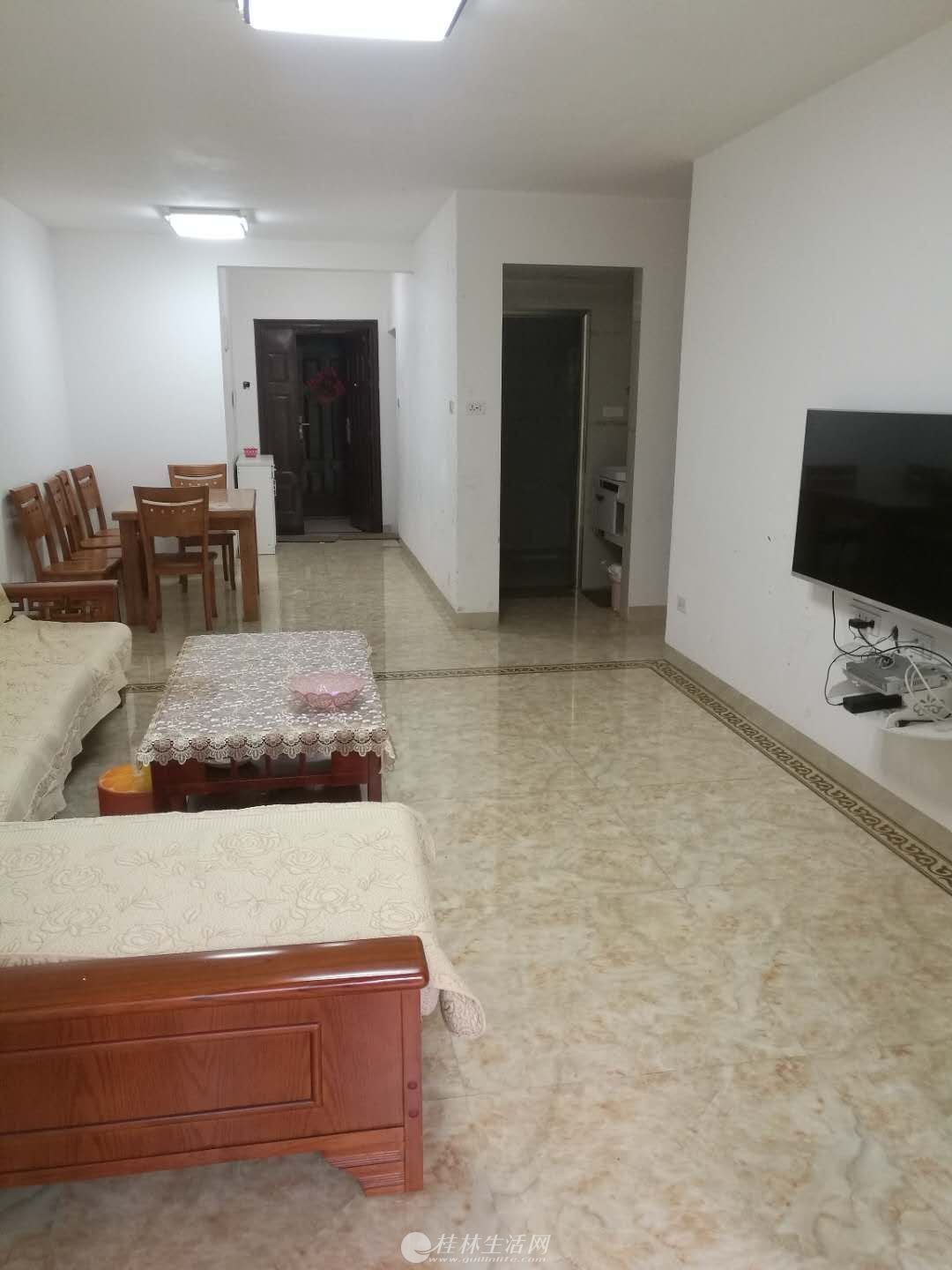 �к�Ԫ�ӣ�2��1��1������̨����װ����70�������ס