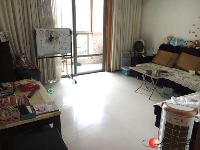 C������ �����ݸ��������³� 2��2����װ100�OС���м����68��