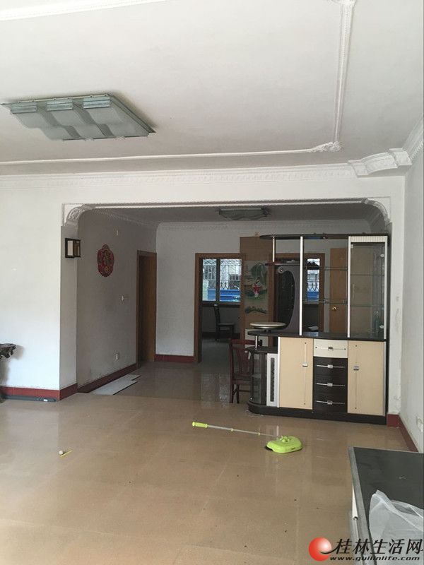 ����꡾���С���� 4��2��2�� 140�O ��װһ¥��ǰ��԰100�O 65��