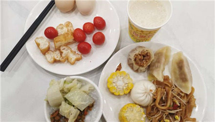 做体检还能蹭个自助餐