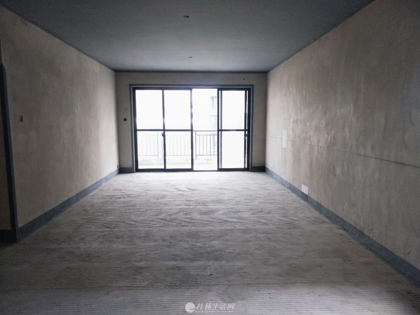 ��̩�ǹ� ����Сѧ 134ƽ ˦��152��