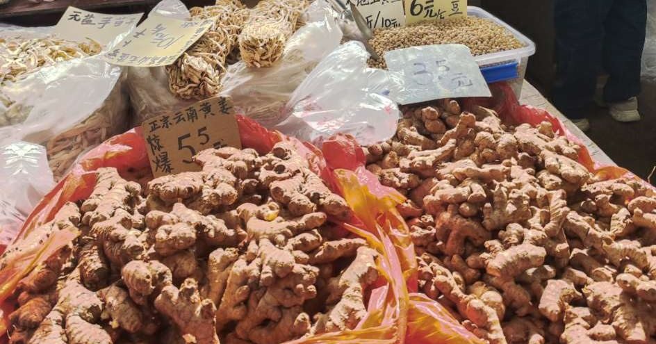 与闺蜜的甜蜜下午茶就在江景餐厅