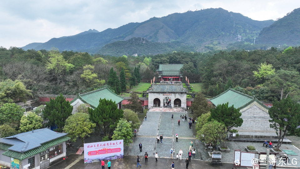 靖江王陵 (1).jpg