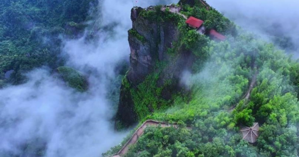 丹霞奇观，千年胜景，探秘资源八角寨