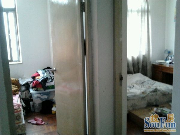 EE �����ݡ����ǻ�԰��3�� �ҵ�Ҿ���ȫ 1300/��  �� ��ʵ��Դ���ҵ�Ҿ���ȫ ��
